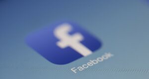 Facebook_icon